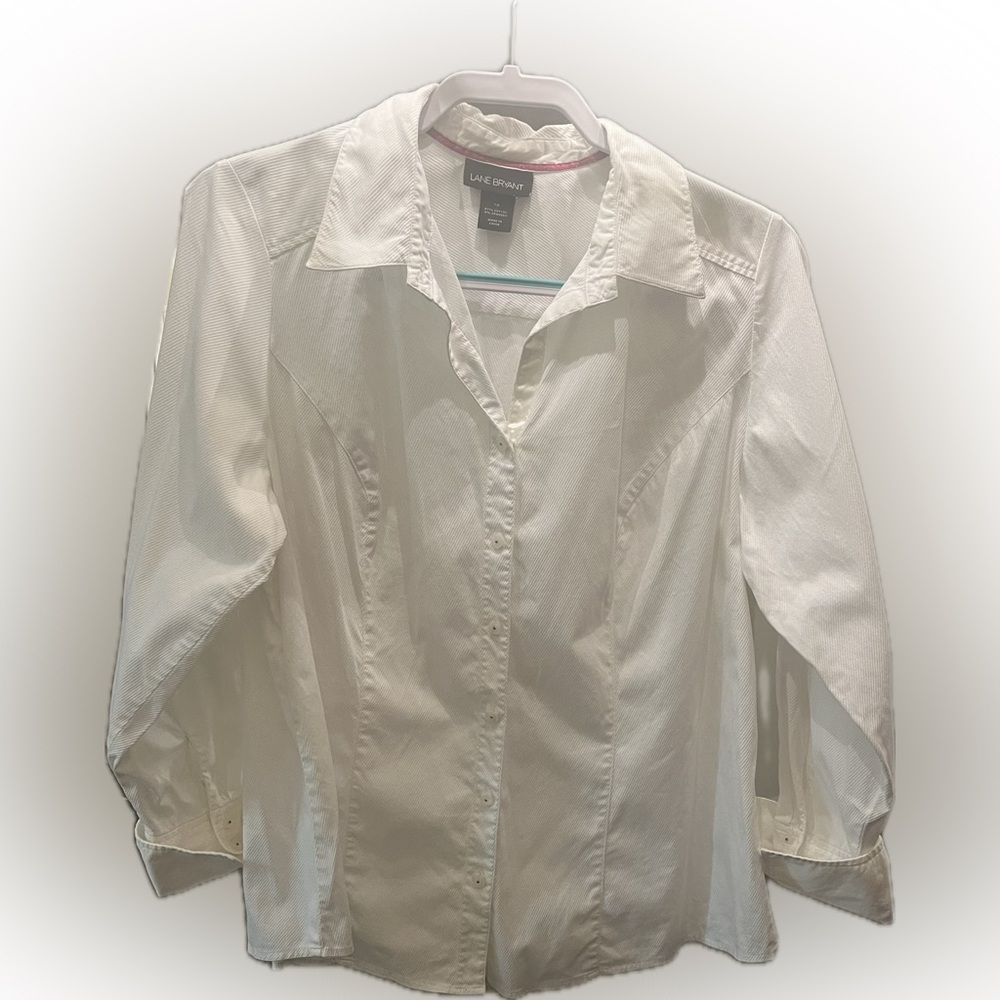 Lane BryantOff White Cotten Blend Button-Down Shirt Size 18